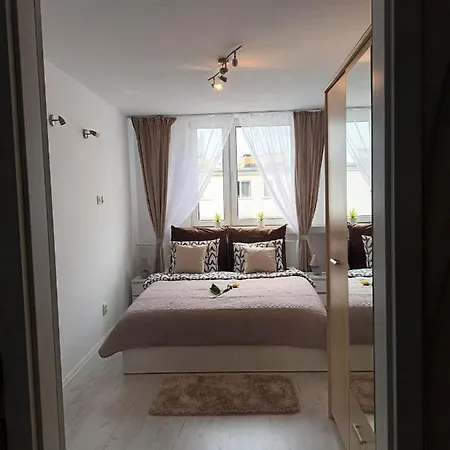 U Ani Apartment *